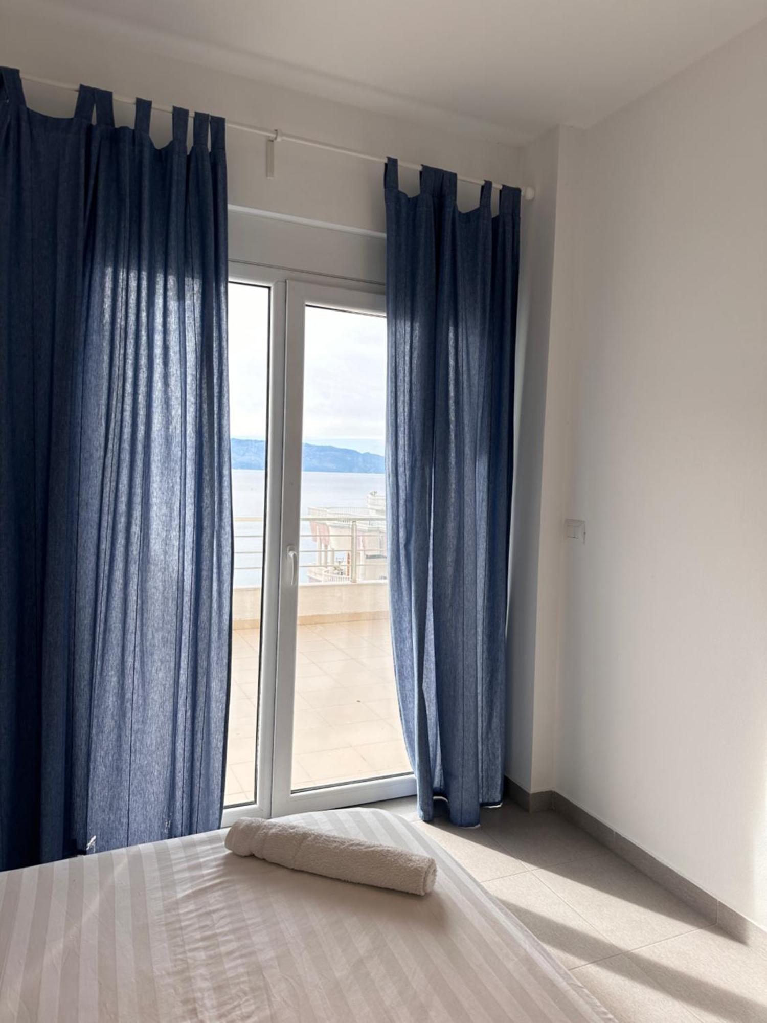 סרנדה Veranda Sea View Apartment מראה חיצוני תמונה